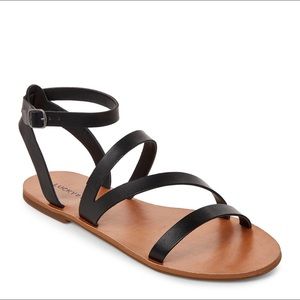 Lucky Brand strappy black leather sandals